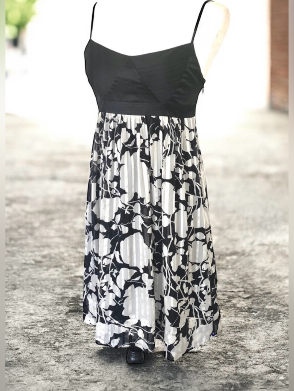 BCBG Maxazria 100% Silk Black & White Floral Print Mini Dress